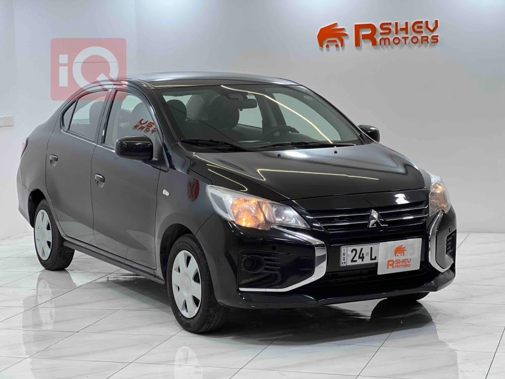 Mitsubishi Mirage G4